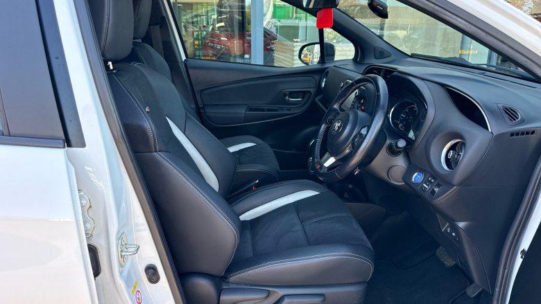 Toyota Yaris 1.5 Hybrid GR-Sport 5dr CVT [Nav] Hybrid Hatchback